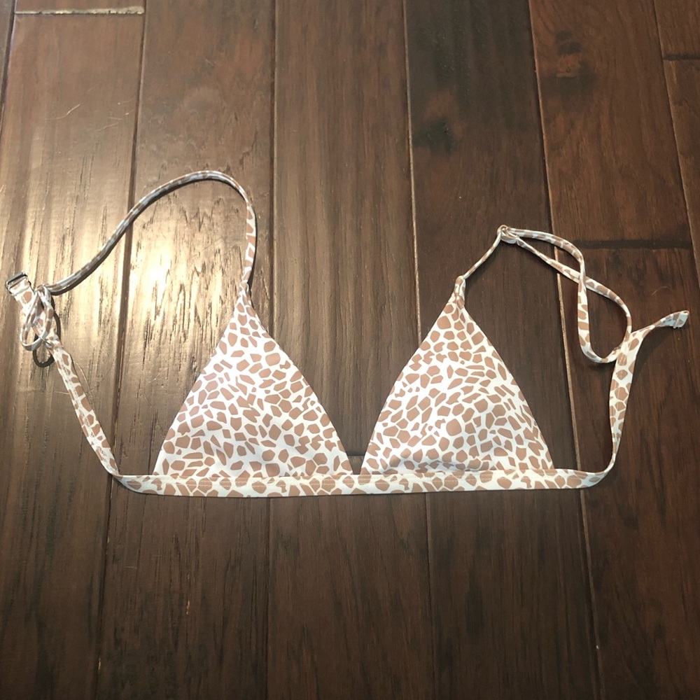 XL Shein Giraffe Print Triangle Bikini Top